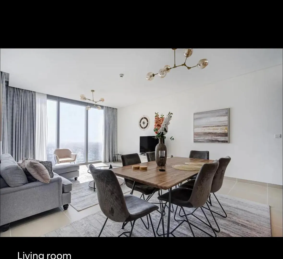 Luxurious Apartment With Sea View Dubai United Arab Emirates